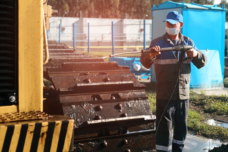 Leave The Heavy Pressure Washing To The Big Boys